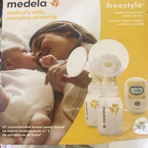 Medela Freestyle Mobile Double Electric Breast Pump with lots of extras NEW